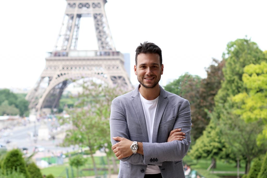 12 pics, Paris & Longines
